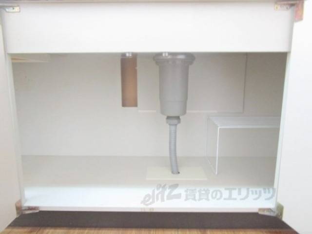 キッチン　キッチン下部収納