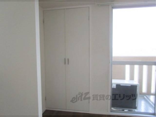 リビング　収納