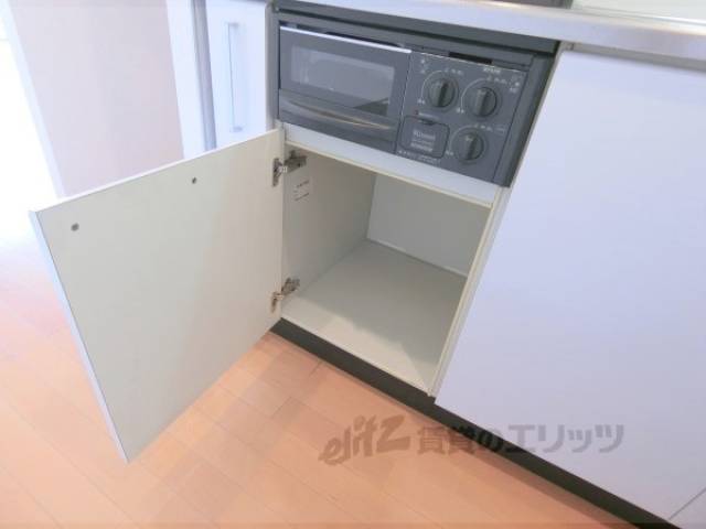 キッチン　下部収納