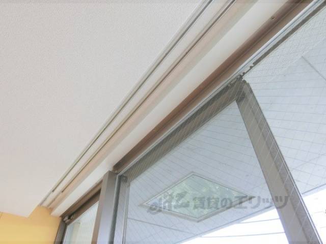 カーテンレール