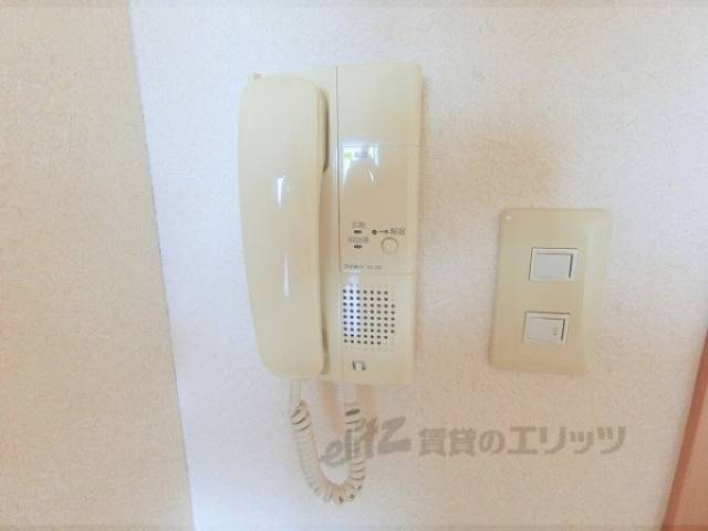 インターホン