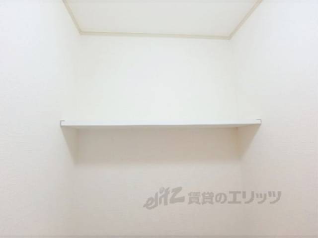 トイレ　上棚
