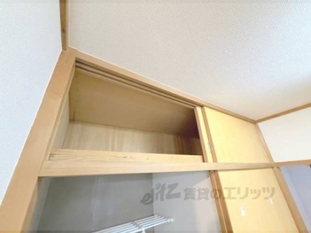 洗濯機置場　上部収納