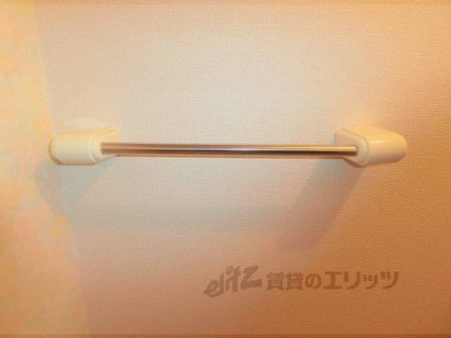 トイレ　タオル掛け