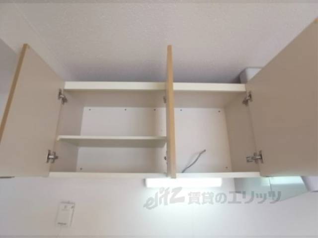 キッチン　キッチン収納