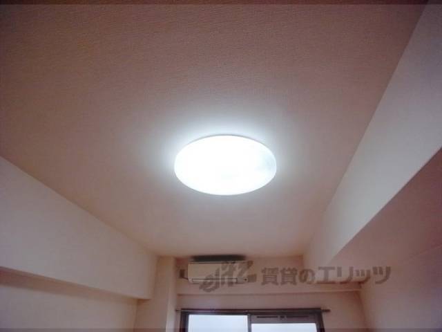 照明