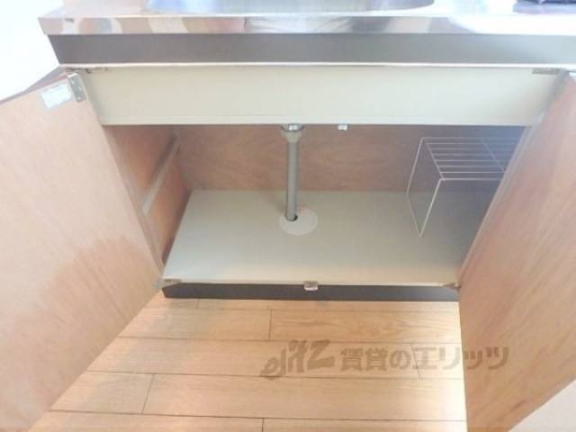 キッチン　下部収納