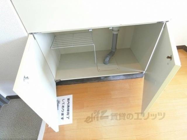 収納　キッチン下