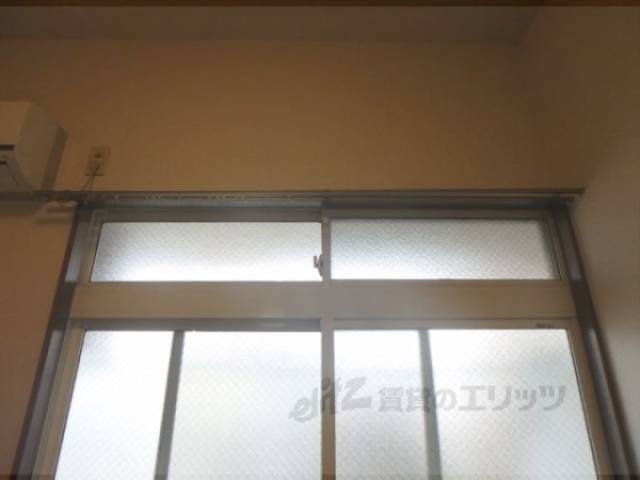 カーテンレール