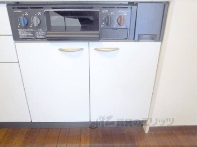 キッチン　下部収納