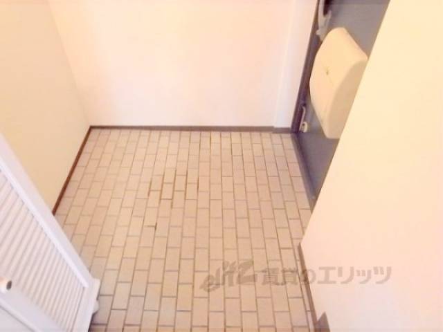 玄関　玄関スペースも余裕がありますね。