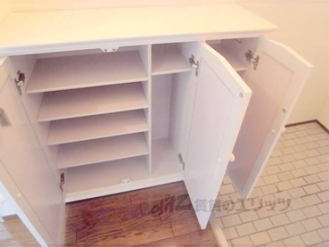 下駄箱　靴もたくさん収納できます。