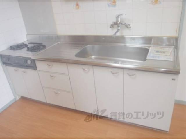 キッチン　広めでお料理しやすいキッチンです