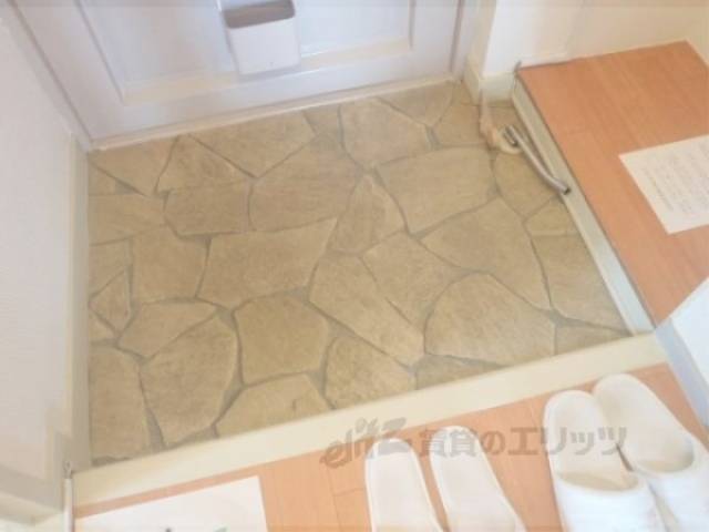 玄関　お部屋の入口です