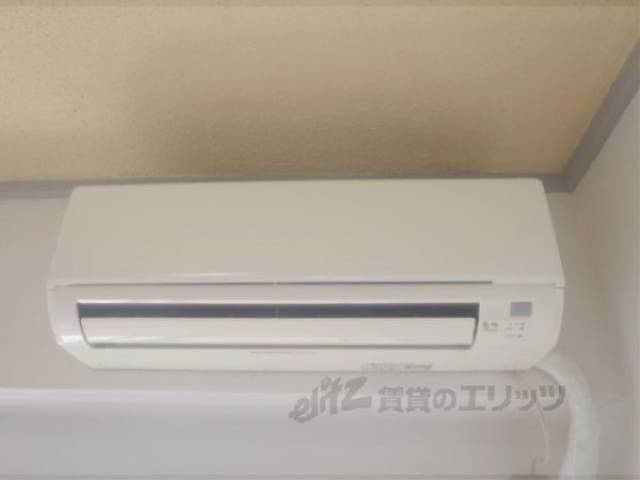 エアコン　リビングにエアコン設置済みです