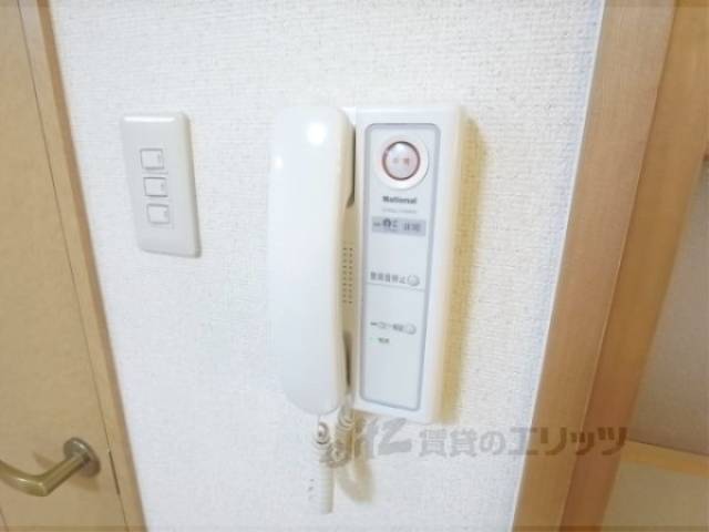 インターホン