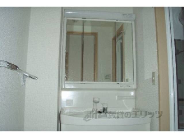 洗面所　独立洗面台です・