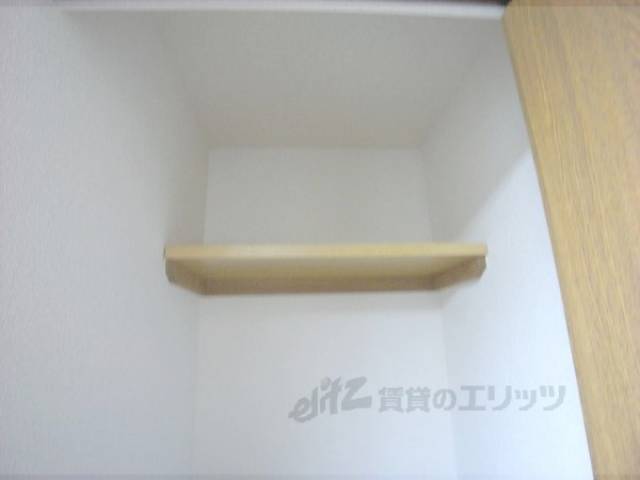 洗濯機置場　収納
