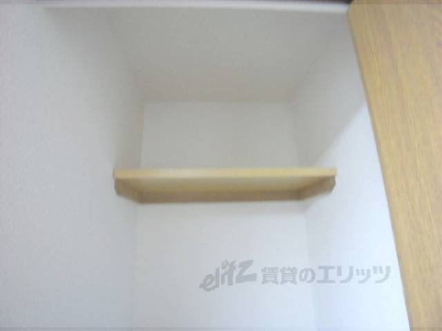 洗濯機置場　収納