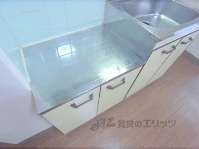 キッチン　コンロ置場