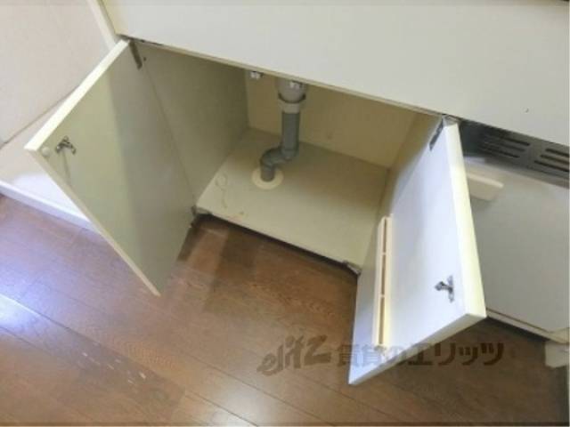 キッチン　キッチン下部収納