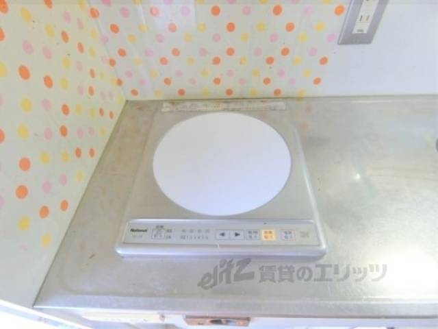 キッチン　コンロ