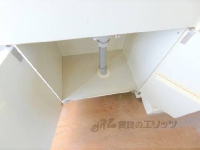 キッチン　キッチン下部収納