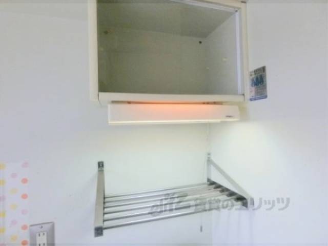 キッチン　キッチン上部収納