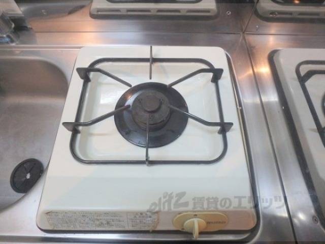 キッチン　コンロ
