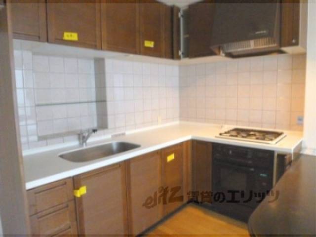 キッチン　収納