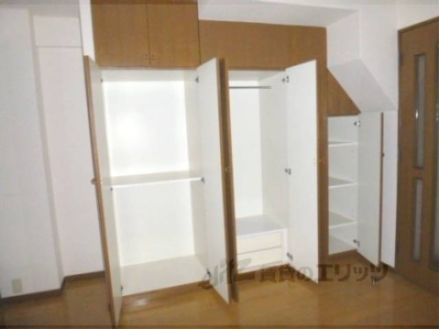 収納　1階洋室収納