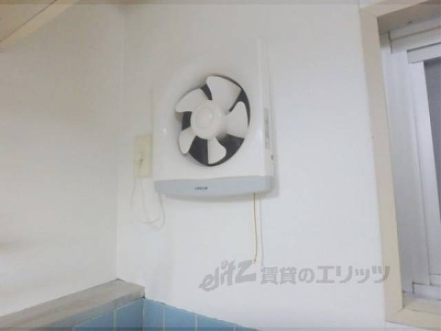 キッチン　換気扇