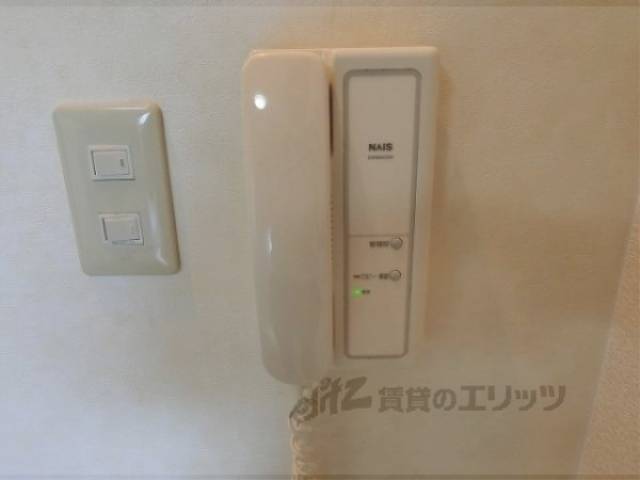インターホン
