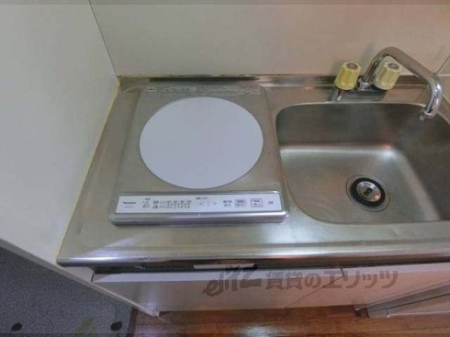 キッチン　コンロ