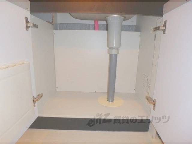 キッチン　下部収納
