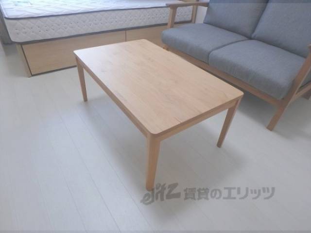 テーブル