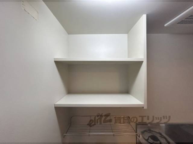 キッチン　上部収納