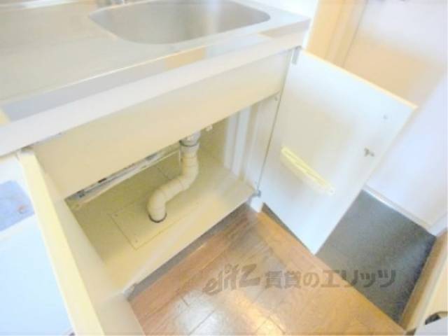 キッチン下部収納