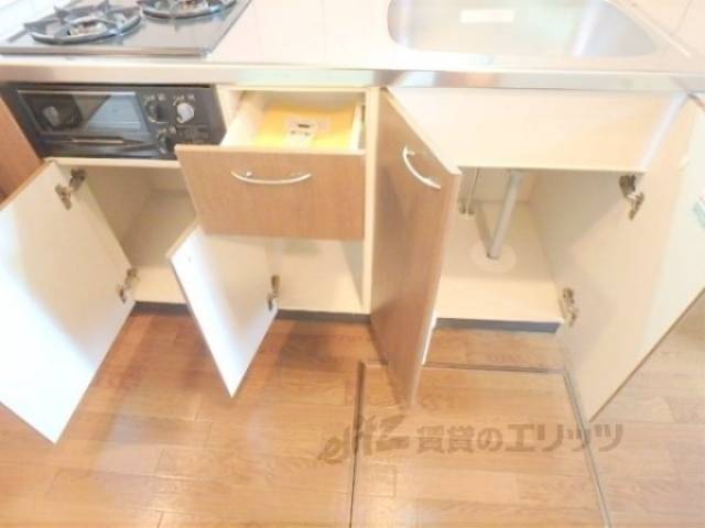キッチン　収納