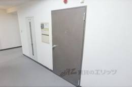 タウンハイツ醍醐３０３号室室内写真1