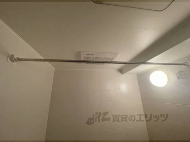 風呂　浴室乾燥は残置物