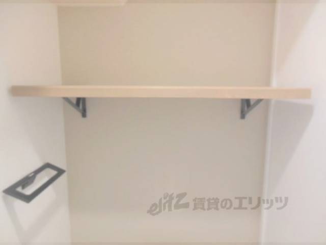 トイレ　上部収納