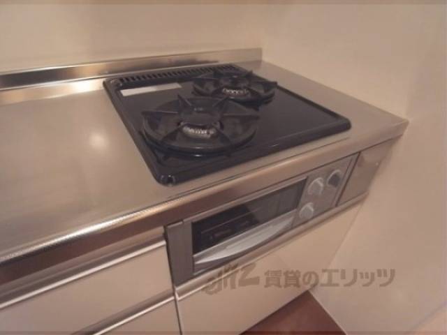 キッチン　コンロ