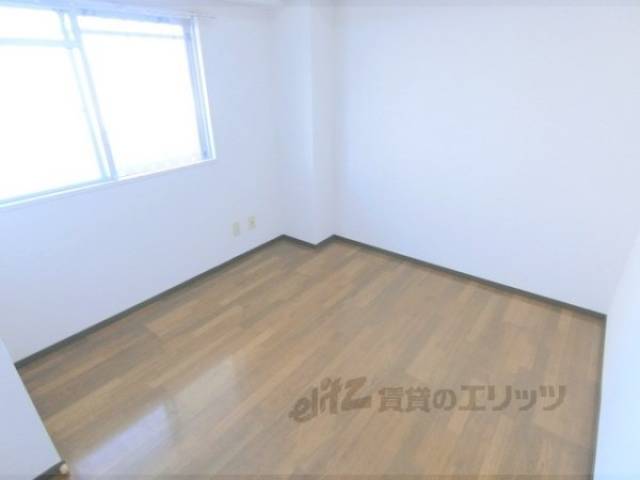 サービスルーム