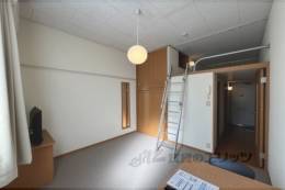 レオパレスＭＡＩＳＯＮ　ＪＵＲＡＫＵ室内写真1