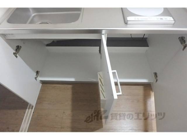 キッチン　下部収納