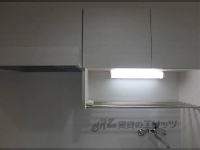 キッチン　キッチン上部収納
