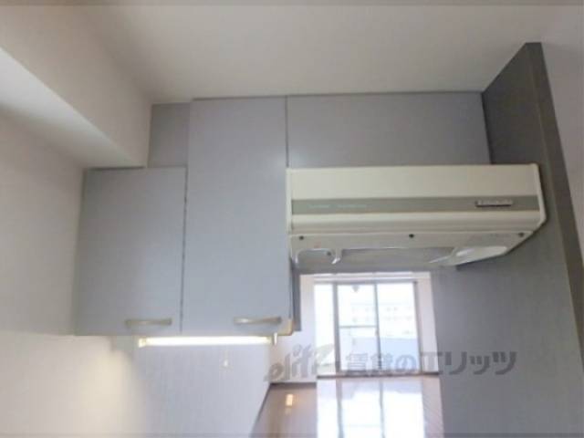 キッチン　収納