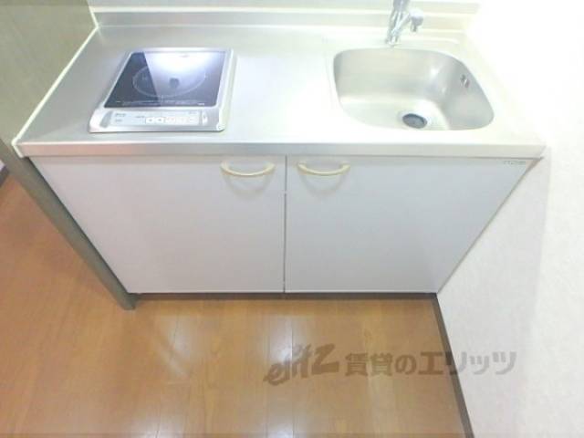 キッチン　収納