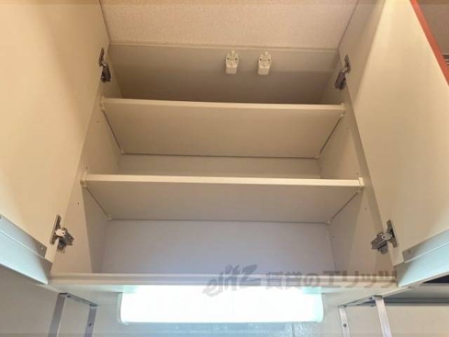 キッチン　上収納